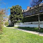 Au Ptit Bonheur Du Lot, Centre-ville, Calme, Vue, Jardin * Espalion