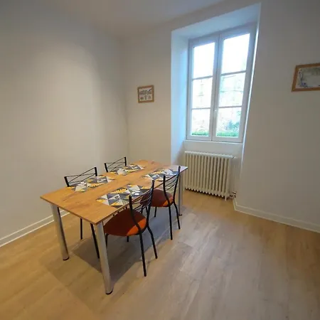 Au Ptit Bonheur Du Lot, Centre-ville, Calme, Vue, Jardin Espalion