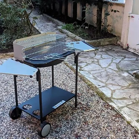 Au Ptit Bonheur Du Lot, Centre-ville, Calme, Vue, Jardin Appartamento Espalion