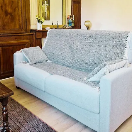 Appartamento Au Ptit Bonheur Du Lot, Centre-ville, Calme, Vue, Jardin Espalion