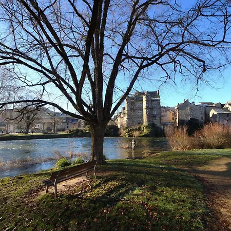 Au Ptit Bonheur Du Lot, Centre-ville, Calme, Vue, Jardin Apartment