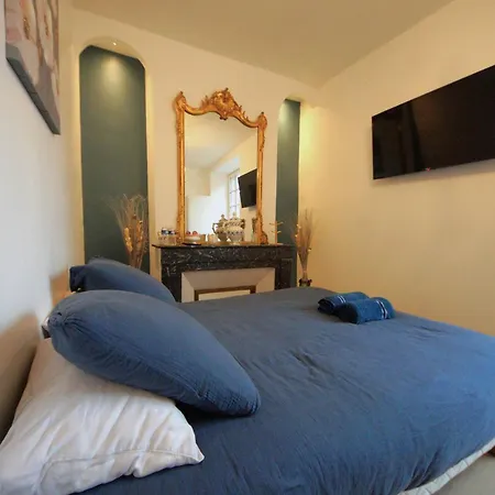 Apartment Au Ptit Bonheur Du Lot, Centre-ville, Calme, Vue, Jardin Espalion