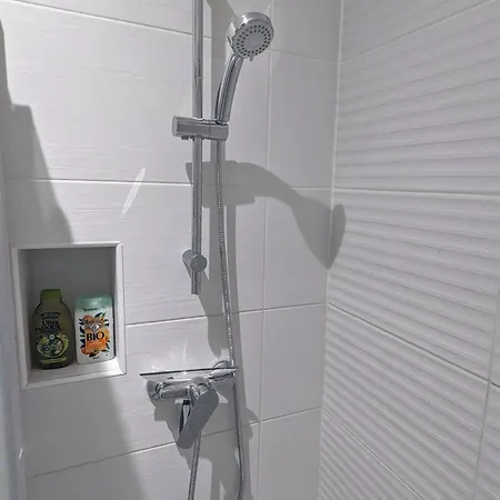 Au Ptit Bonheur Du Lot, Centre-ville, Calme, Vue, Jardin *