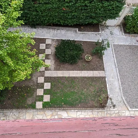 Apartment Au Ptit Bonheur Du Lot, Centre-ville, Calme, Vue, Jardin Espalion