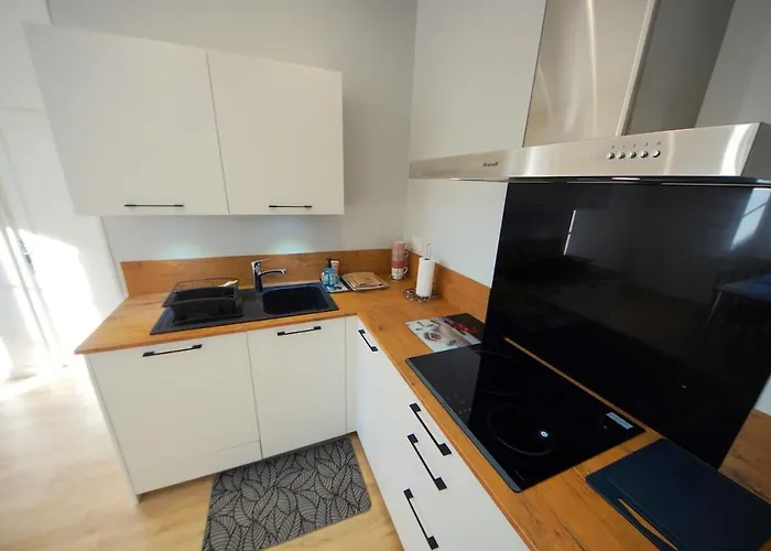 Au Ptit Bonheur Du Lot, Centre-ville, Calme, Vue, Jardin