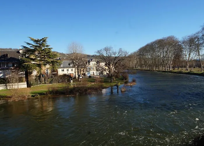 Au Ptit Bonheur Du Lot, Centre-ville, Calme, Vue, Jardin