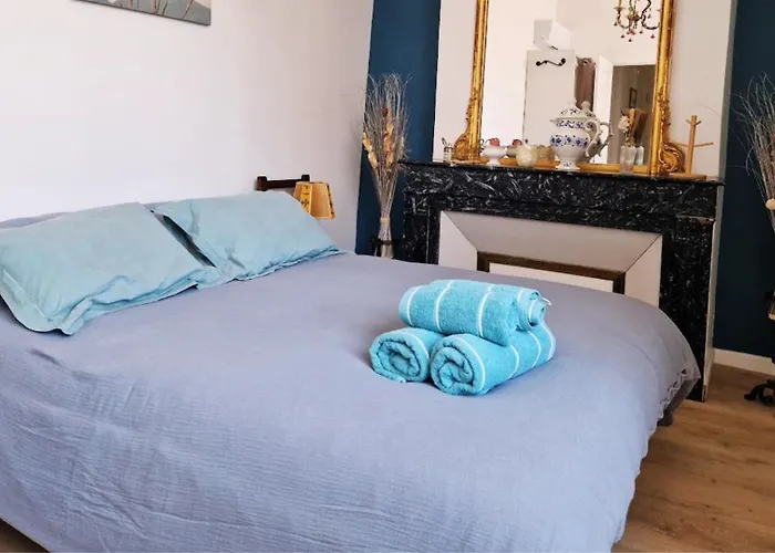 Au Ptit Bonheur Du Lot, Centre-ville, Calme, Vue, Jardin Apartmán *